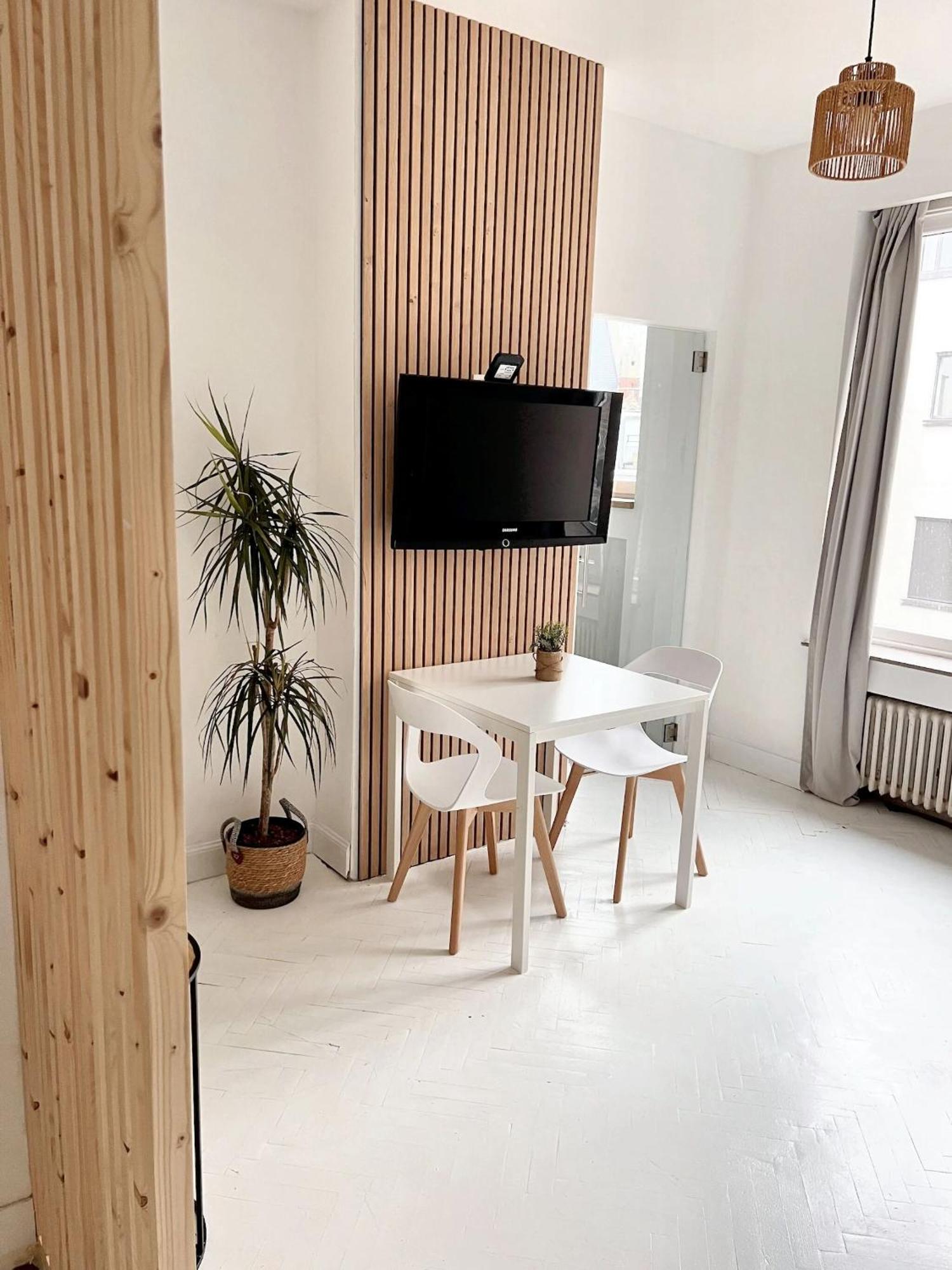 Comfortable Studio In Brussels 35M² Terrace With Bbq Екстер'єр фото