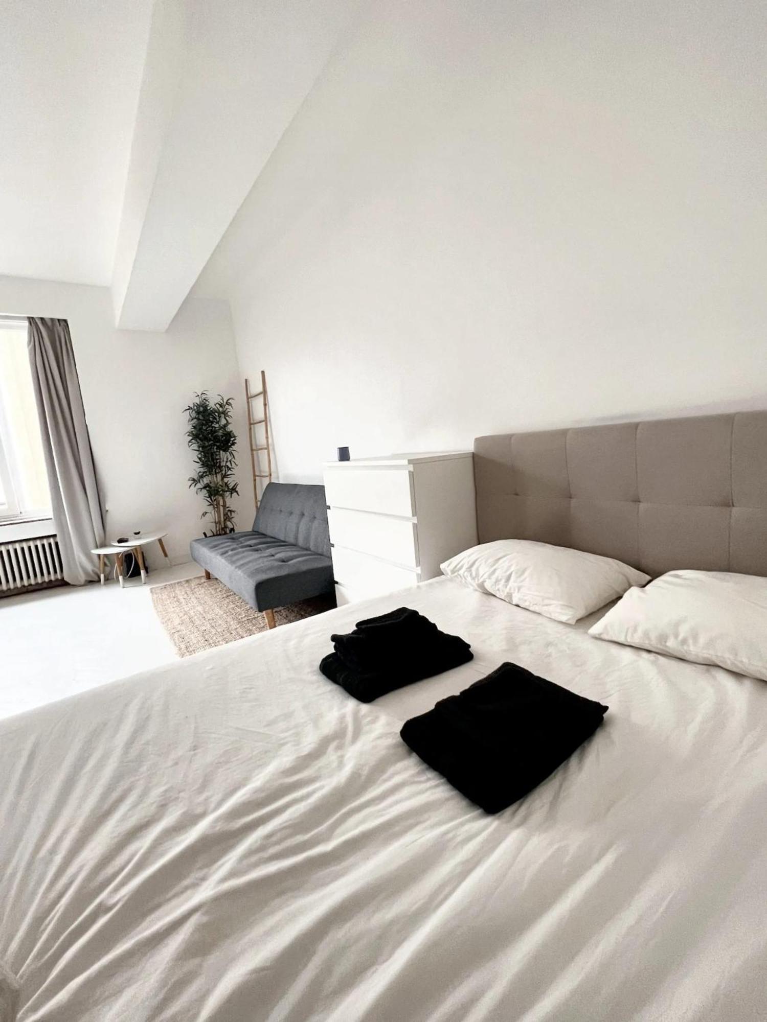 Comfortable Studio In Brussels 35M² Terrace With Bbq Екстер'єр фото
